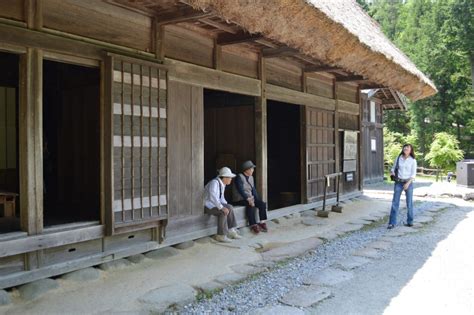 Hida no Sato (Hida Folk Village) - SNOW MONKEY RESORTS