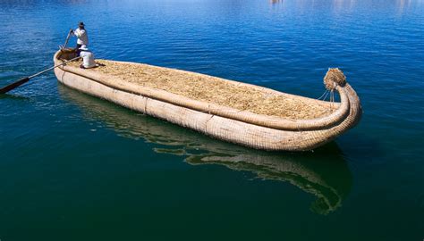 Photos of Lake Titicaca Peru- Traditional-reed-boats-Lake-Titicaca ...