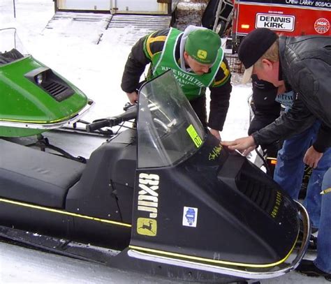 John Deere Snowmobile JDX8C - Snowmobile Forum: Your #1 Snowmobile Forum