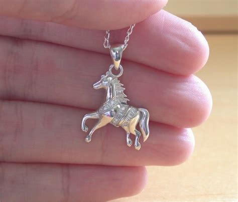 925 Silver Horse Pendant & 18 Sterling Silver