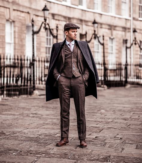 Peaky Blinders Tweed Outfit – How To Dress Like Thomas Shelby - Your ...