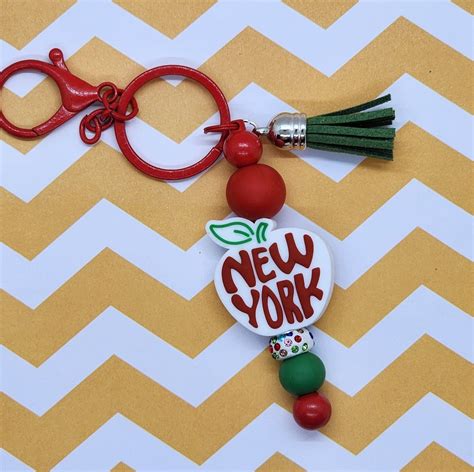 New York Keychain - Etsy