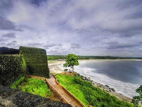 11 Beautiful Ways to Spend Diwali Vacation in Kerala - Happy Holidays