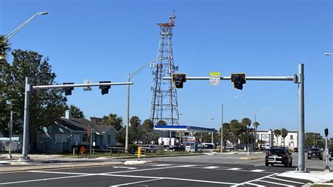 #AskJAXTDY | Are these traffic lights in Jax Beach ever turning on ...