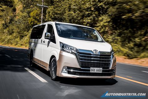 2020 Toyota Hiace Super Grandia Elite - Car Reviews