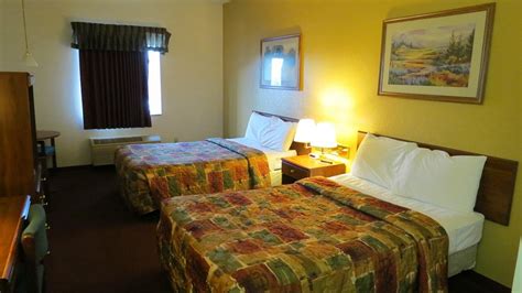 RODEWAY INN $63 ($̶6̶8̶) - Prices & Hotel Reviews - Salina, KS