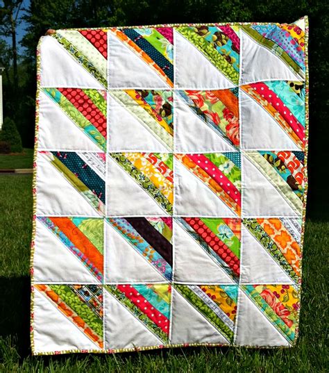 Rosy Lemmons Crafts: finished scrappy quilt