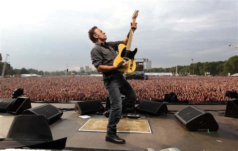 Bruce Springsteen 2024 Concerts - Ambur Bettine