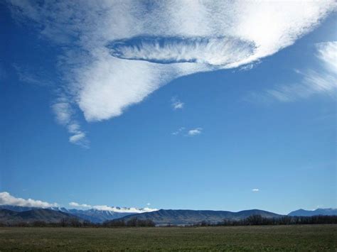 NASA Releases Spectacular Images of Mysterious 'Hole Punch' Clouds — Science & Technology — Sott.net