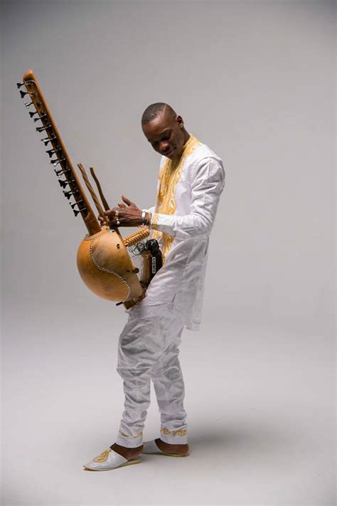 La kora, un instrument de musique, une histoire ! – KayaMaga