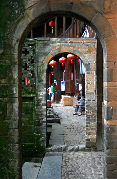 Chengqi-lou tulou - the most well preserved tulou in Yongding, Fujian ...