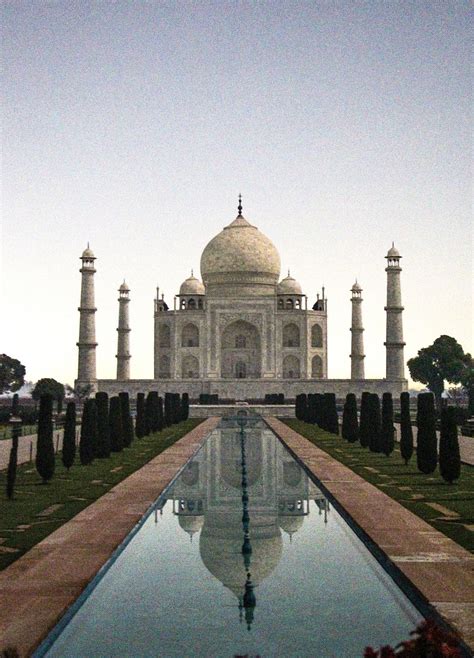 Taj Mahal at Night view - Tripoto