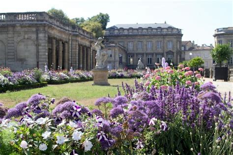 Bordeaux City Gardens - Luxurious Period Apt near Bordeaux Public Gardens UPDATED 2022 ...