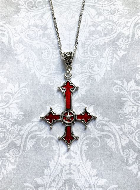 Upside down cross necklace – Artofit