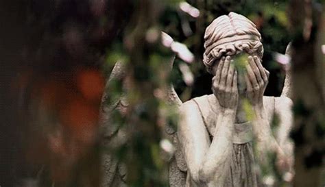 [Image - 174042] | Don't Blink "The Weeping Angels" | Know Your Meme