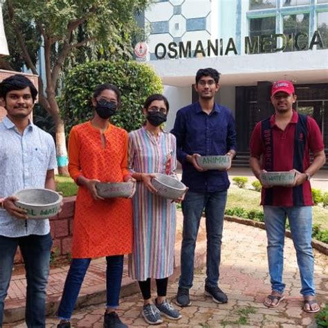 Osmania Medical College Students Feeding Homeless Animals