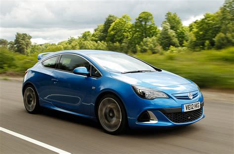 Vauxhall GTC VXR Review (2017) | Autocar