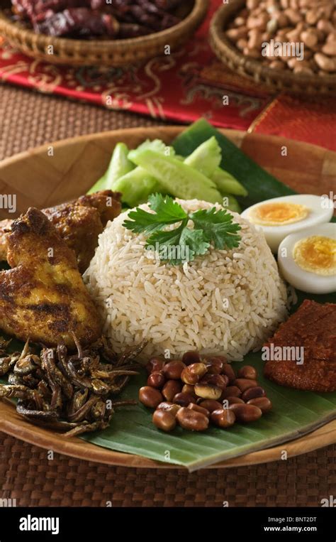 Nasi Lemak Singapore Malaysia Food Stock Photo - Alamy