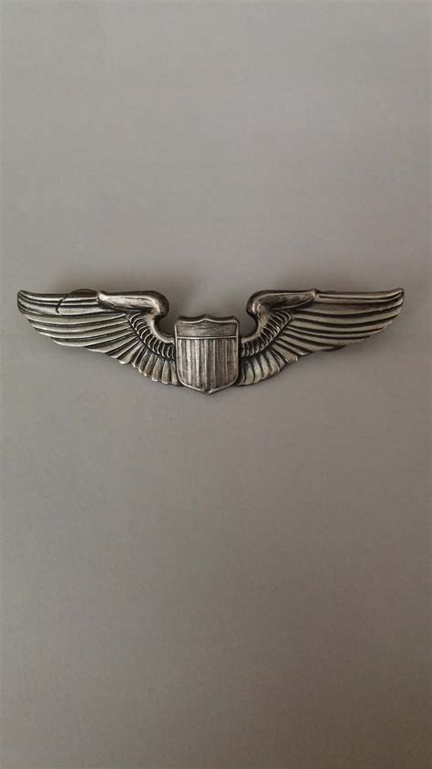 Need help! WWII Graduation Pilot Wings - WING BADGES - U.S. Militaria Forum