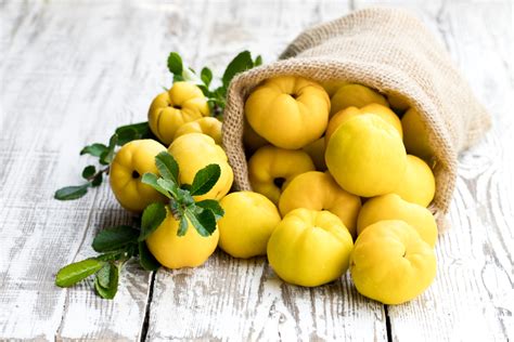 9 Amazing Benefits Of Bahi Fruit/Quince - healthwire