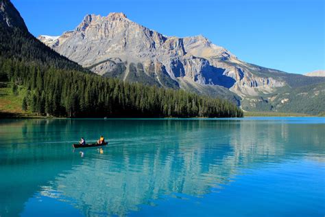 10 Most Beautiful National Parks in Canada (+Map) - Touropia