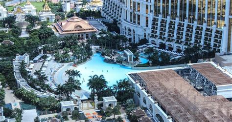 GALAXY MACAU RESORT & CASINO - Macau Island, Macau - Myrtha Pools