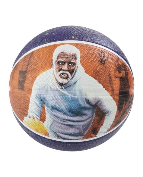 Uncle Drew Outdoor Basketball – The Legend | Spalding