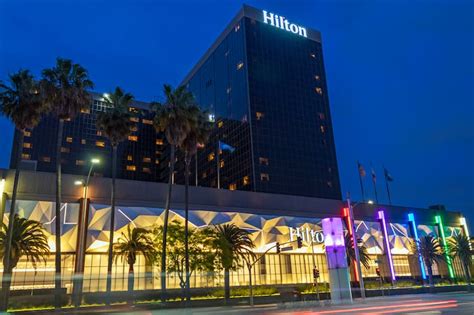 Hilton Hotels near SoFi Stadium, Inglewood, CA - Find Hotels - Hilton