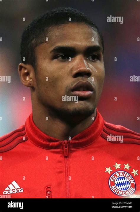 Douglas Costa, Bayern Munich Stock Photo - Alamy