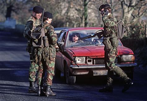 British Army Soldiers vehicle check near the border with the Republic ...