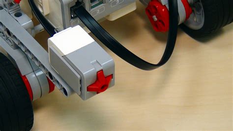 FLLCasts | EV3 basics course. Touch sensor. Non-intuitive, but logical