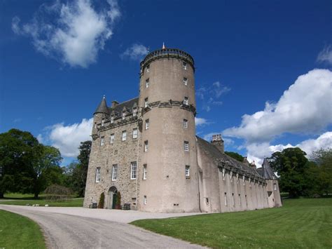 Castle Fraser Tour Information - Secret Scotland