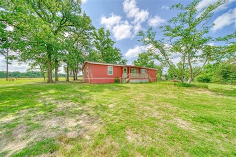 Centerville, TX Real Estate - Centerville Homes for Sale | realtor.com®