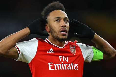 Arsenal vs Norwich: Aubameyang breaks Thierry Henry's record - Daily Post Nigeria