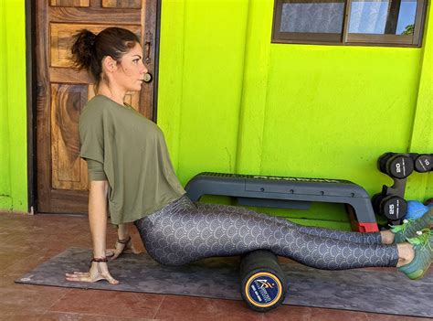 How to Use a Foam Roller for Your Back Pain | The Healthy