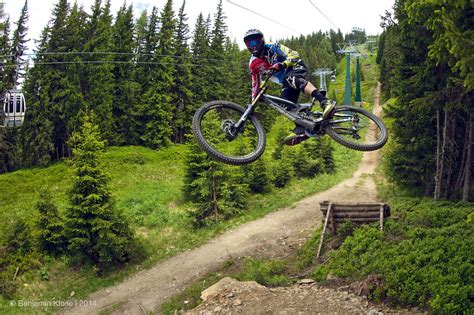 iXS CUP – Downhill Racing at $chladming This Weekend!