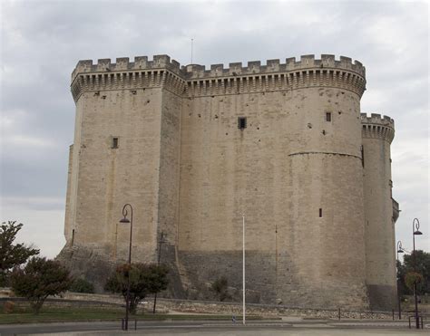 Reasons to Visit Tarascon a Castle and a Monster in Provence - Perfectly Provence