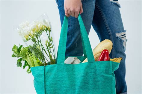 5 Amazing Benefits of Buying Eco-Friendly Bags - iStoryTime