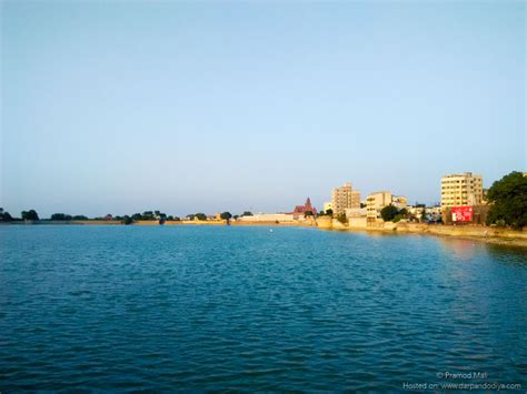 Hamirsar Lake Bhuj And Khengar Park, Places to Visit in Kutch Bhuj ...