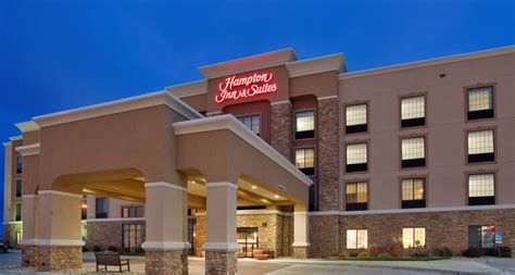 Hampton Inn & Suites Watertown, SD Hotel