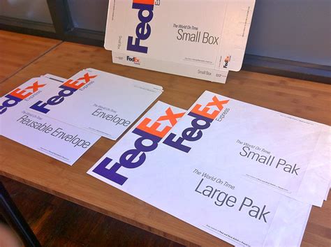 FedEx Envelope / Pak / Box | Explore kawanet's photos on Fli… | Flickr - Photo Sharing!
