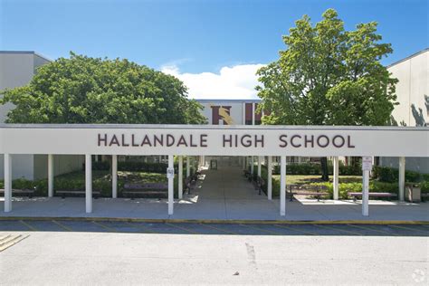 Hallandale High School, Hallandale Beach FL Rankings & Reviews - Homes.com