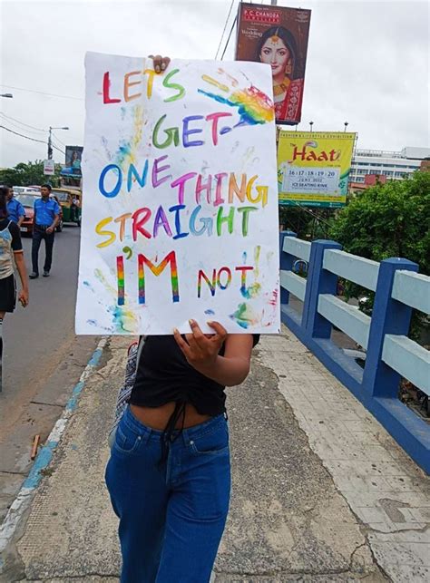 50 Chuckle-Inducing Pride Signs From Pride Parade | Bored Panda