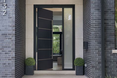 Exterior Pivot Doors – Discover the Elegance and Versatility for Your Home