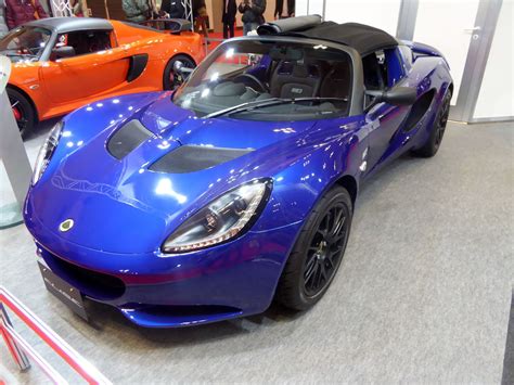 Lotus Elise 20th Anniversary Special Edition 2015 - 2017 Specs and Technical Data, Fuel ...