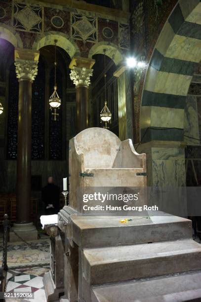 159 Aachen Cathedral Interior Stock Photos, High-Res Pictures, and ...