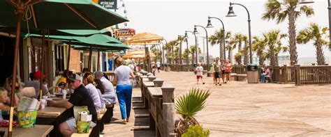 Exploring the Best Myrtle Beach Boardwalk Restaurants