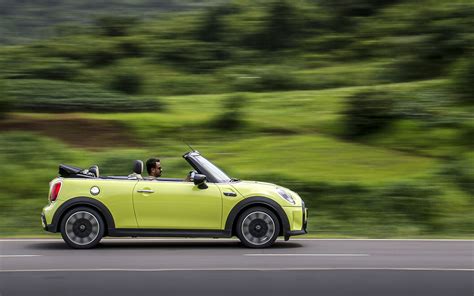 MINI Cooper Convertible - Convertible Roof Up | MINI Cooper Convertible Images