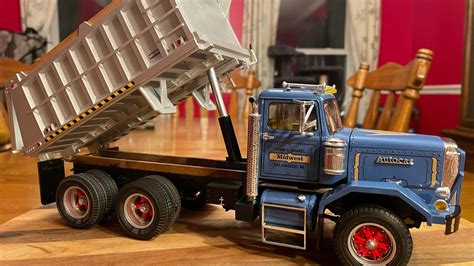 AMT Autocar Dump Truck build 1/25 scale - YouTube