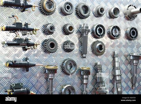 Car gearbox parts hi-res stock photography and images - Alamy